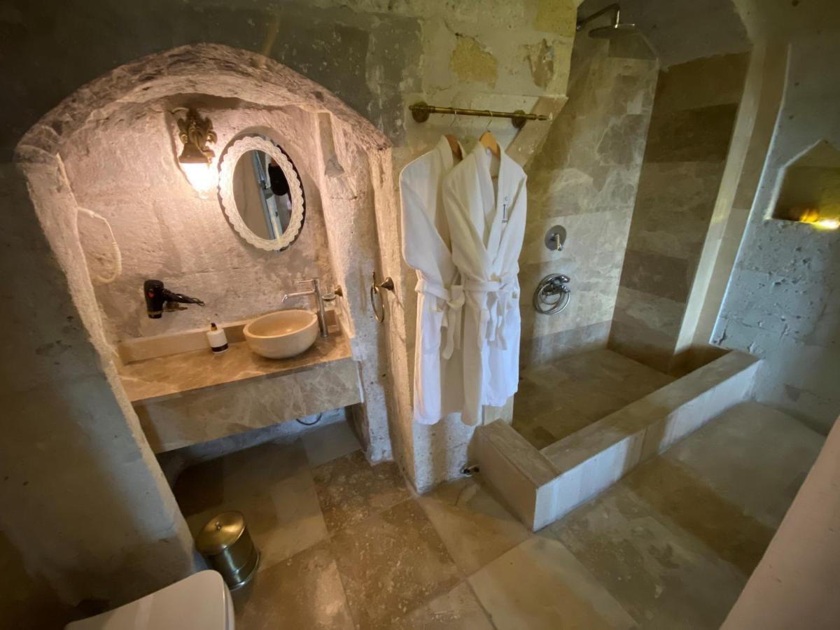 Mimi Cappadocia Luxury Cave Hotel Uchisar Exterior photo